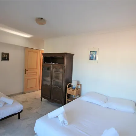 Apartment 80 M2 Au Centre-ville De *